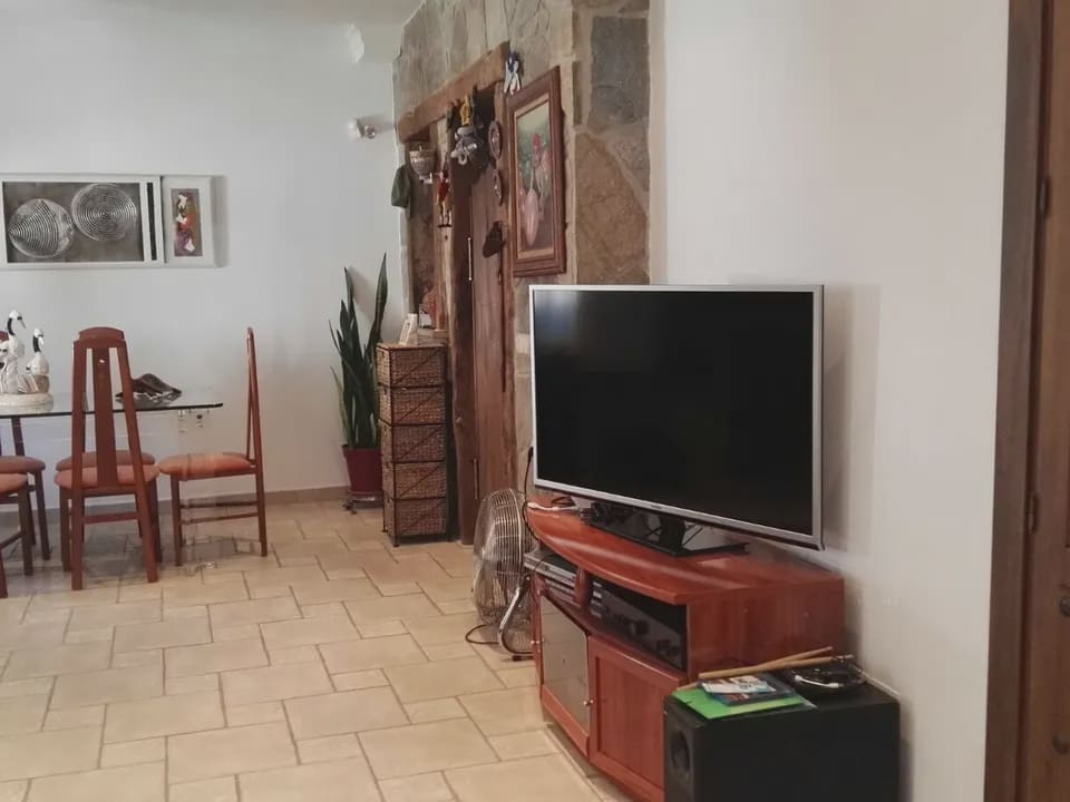 5 bedroom Villa for sale in Villanueva del Trabuco with pool - € 289,000 (Ref: 9674831)