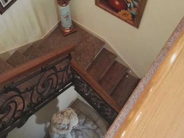 5 bedroom Villa for sale in Villanueva del Trabuco with pool - € 289,000 (Ref: 9674831)