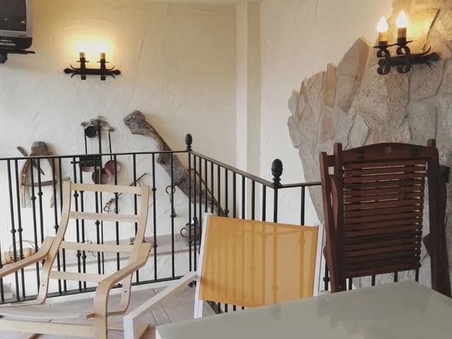 5 sovrum Villa till salu i Villanueva del Trabuco med pool - 289 000 € (Ref: 9674831)