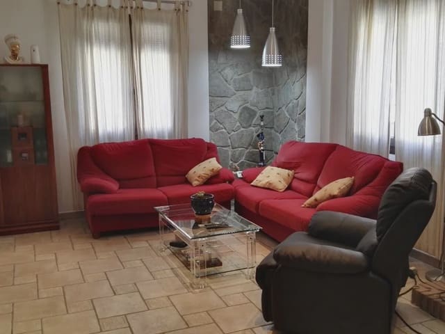 5 sovrum Villa till salu i Villanueva del Trabuco med pool - 289 000 € (Ref: 9674831)