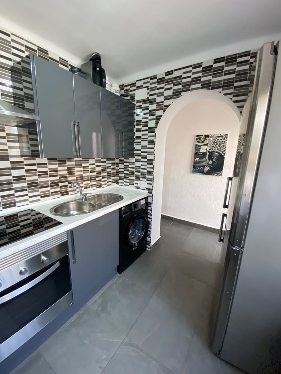 2 Zimmer Haus zu verkaufen in Benajarafe mit Garage - 199.750 € (Ref: 9674833)