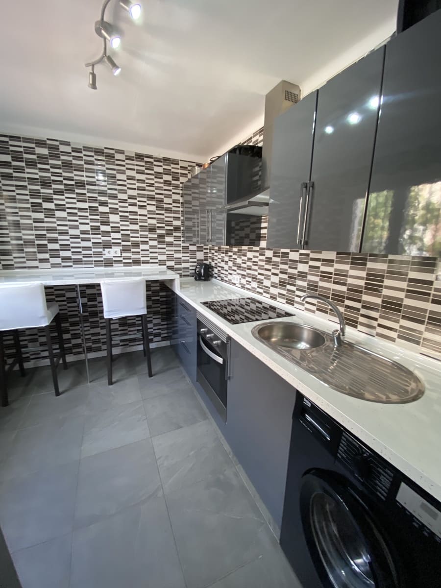 2 Zimmer Haus zu verkaufen in Benajarafe mit Garage - 199.750 € (Ref: 9674833)