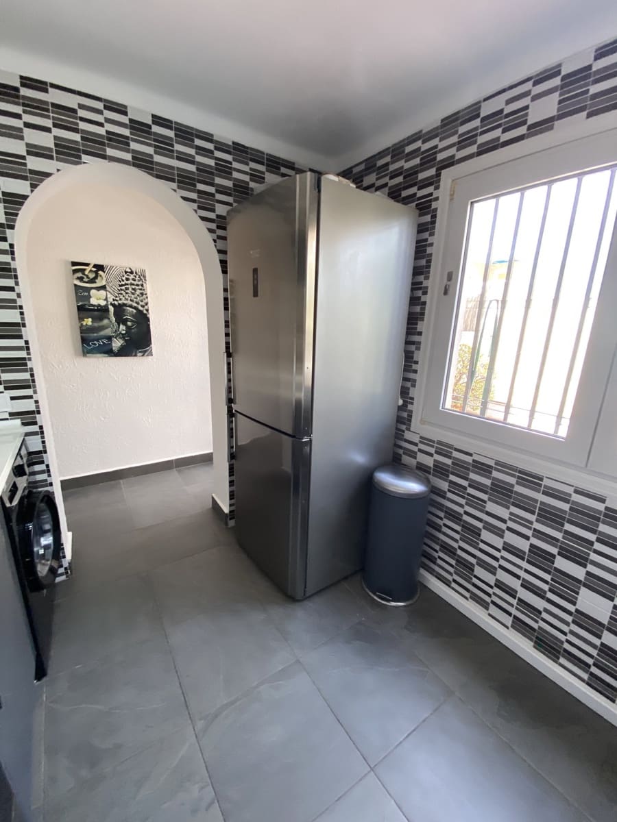 2 Zimmer Haus zu verkaufen in Benajarafe mit Garage - 199.750 € (Ref: 9674833)