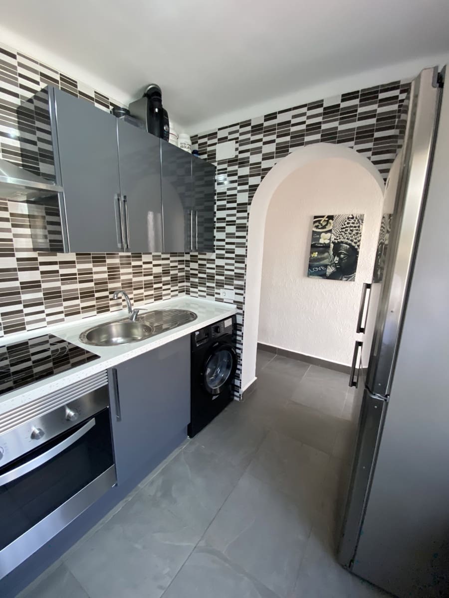 2 Zimmer Haus zu verkaufen in Benajarafe mit Garage - 199.750 € (Ref: 9674833)
