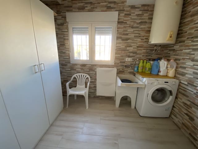 5 quarto Quinta/Casa Rural para venda em Archidona com garagem - 155 000 € (Ref: 9674834)