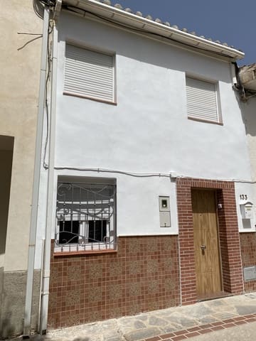 3 Zimmer Haus zu verkaufen in Villanueva del Trabuco mit Pool Garage - 125.000 € (Ref: 9674835)