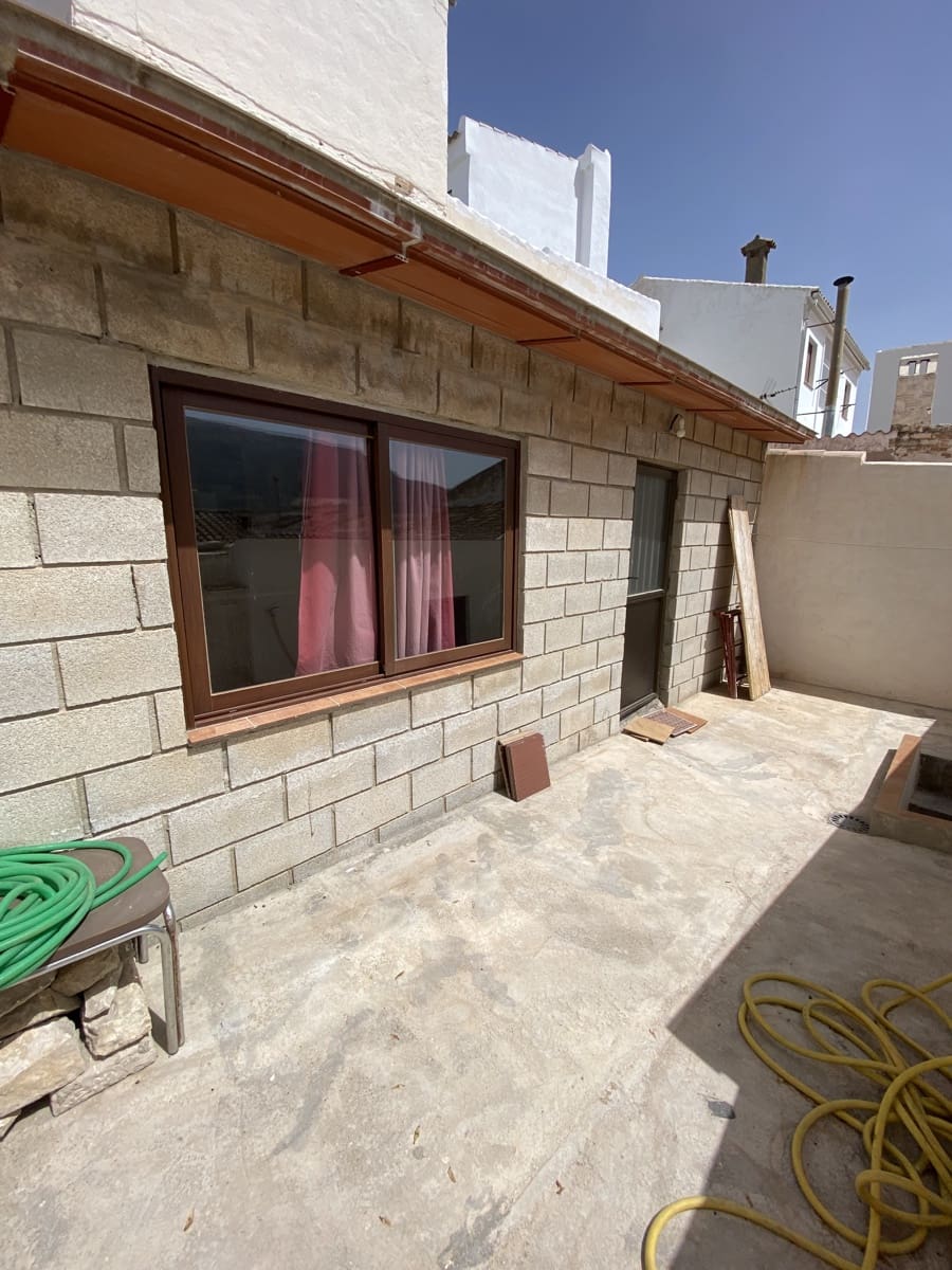 3 Zimmer Haus zu verkaufen in Villanueva del Trabuco mit Pool Garage - 125.000 € (Ref: 9674835)