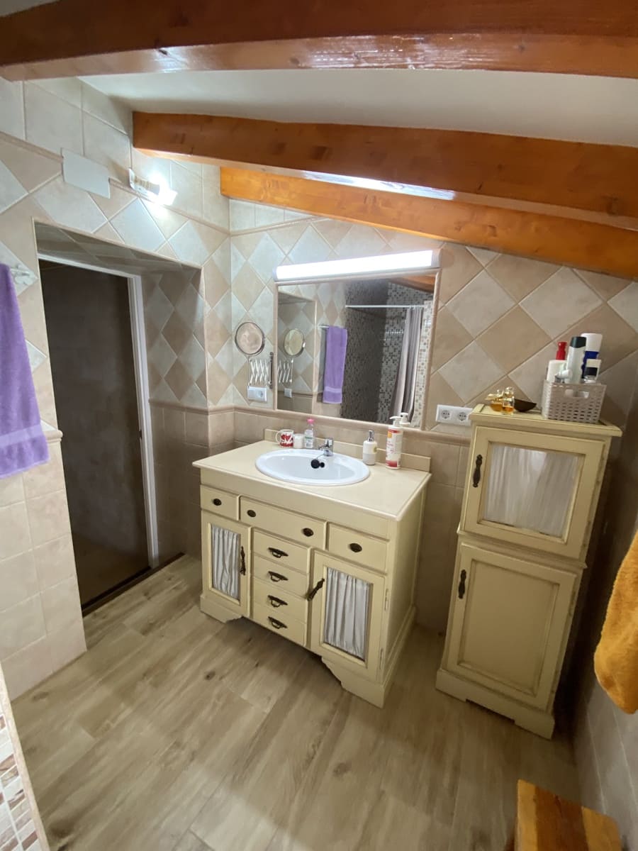 3 Zimmer Haus zu verkaufen in Villanueva del Trabuco mit Pool Garage - 125.000 € (Ref: 9674835)