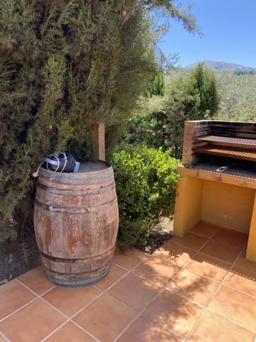 3 slaapkamer Finca/Landhuis te koop in Villanueva del Rosario met zwembad garage - € 275.000 (Ref: 9674837)