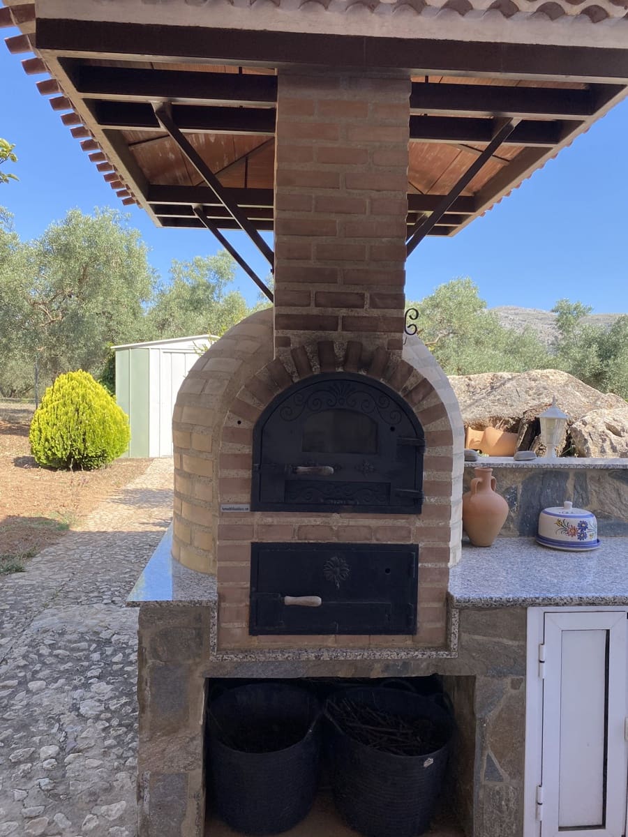 Chalet de 4 habitaciones en Villanueva del Trabuco en venta con piscina garaje - 305.000 € (Ref: 9674838)