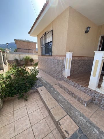 4 bedroom Villa for sale in Villanueva del Trabuco with pool garage - € 199,995 (Ref: 9674839)