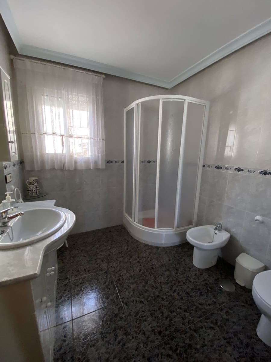 Chalet de 4 habitaciones en Villanueva del Trabuco en venta con piscina garaje - 199.995 € (Ref: 9674839)