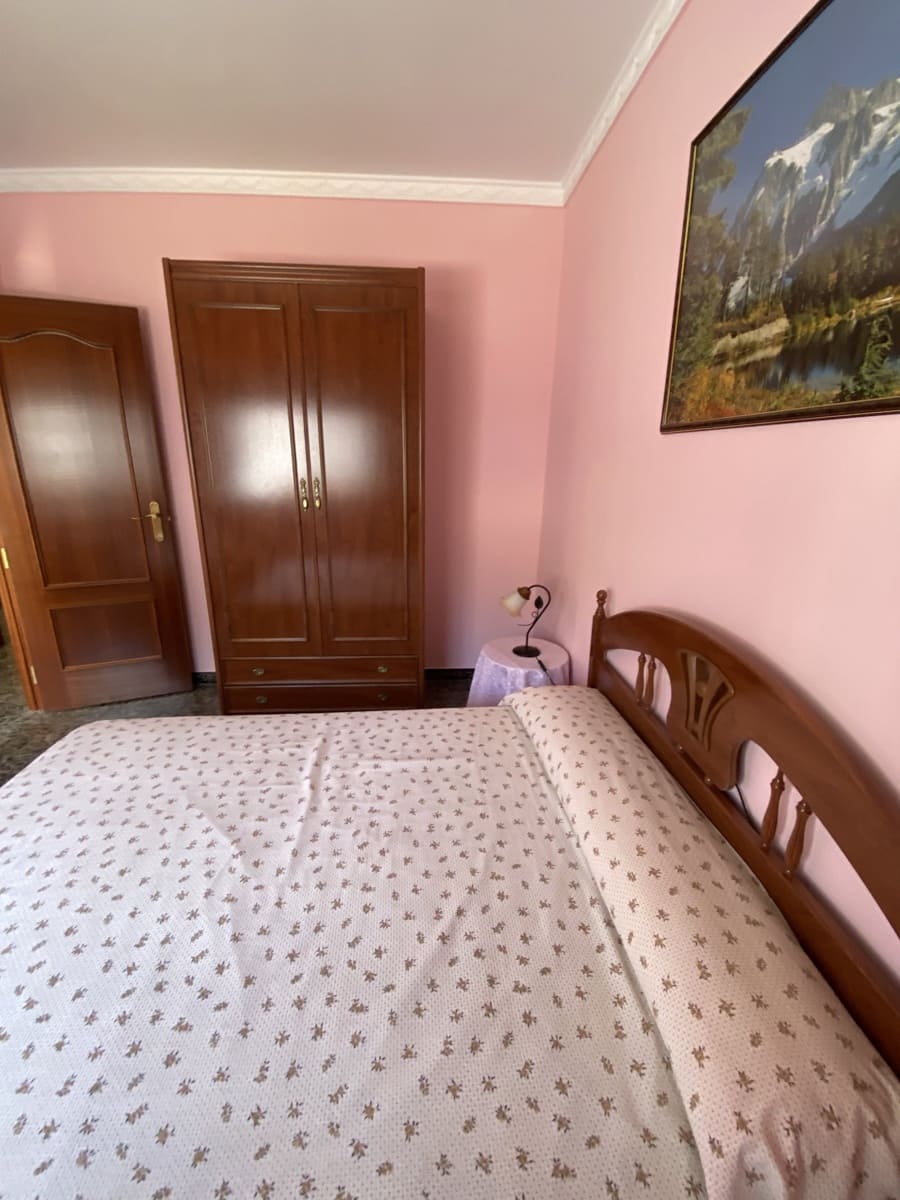 Chalet de 4 habitaciones en Villanueva del Trabuco en venta con piscina garaje - 199.995 € (Ref: 9674839)