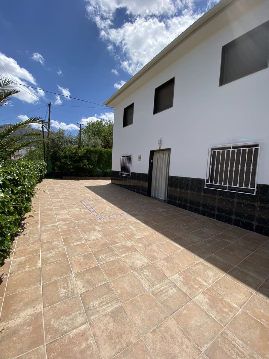 Finca/Casa Rural de 5 habitaciones en Villanueva del Trabuco en venta con piscina garaje - 189.500 € (Ref: 9674841)