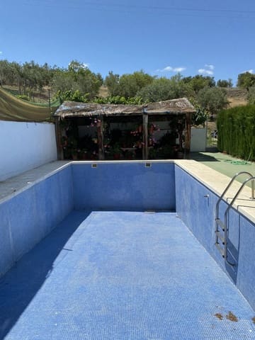 5 chambre Finca/Maison de Campagne à vendre à Villanueva del Trabuco avec piscine garage - 189 500 € (Ref: 9674841)