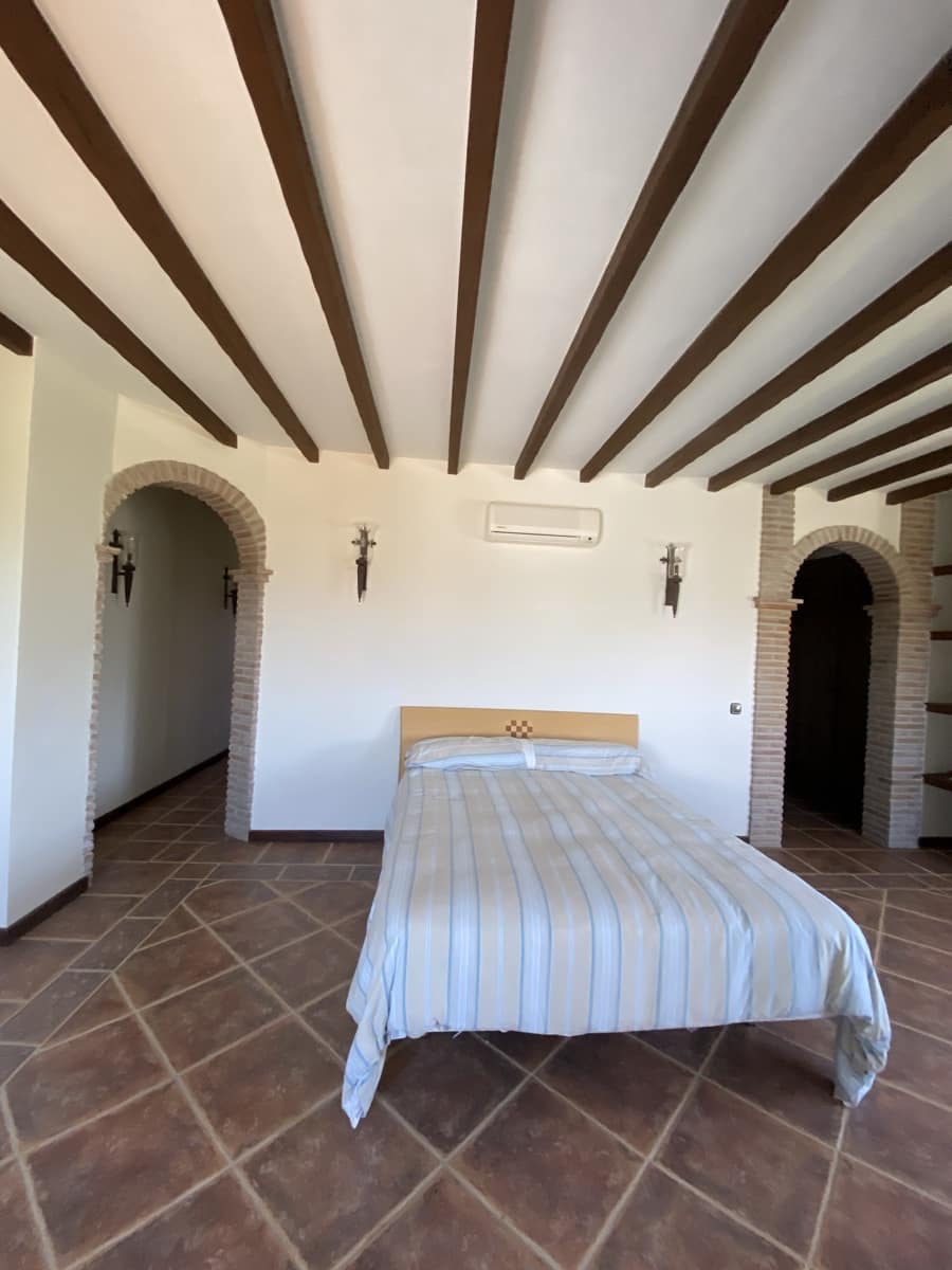 3 bedroom Finca/Country House for sale in Villanueva del Trabuco with pool garage - € 289,000 (Ref: 9674842)