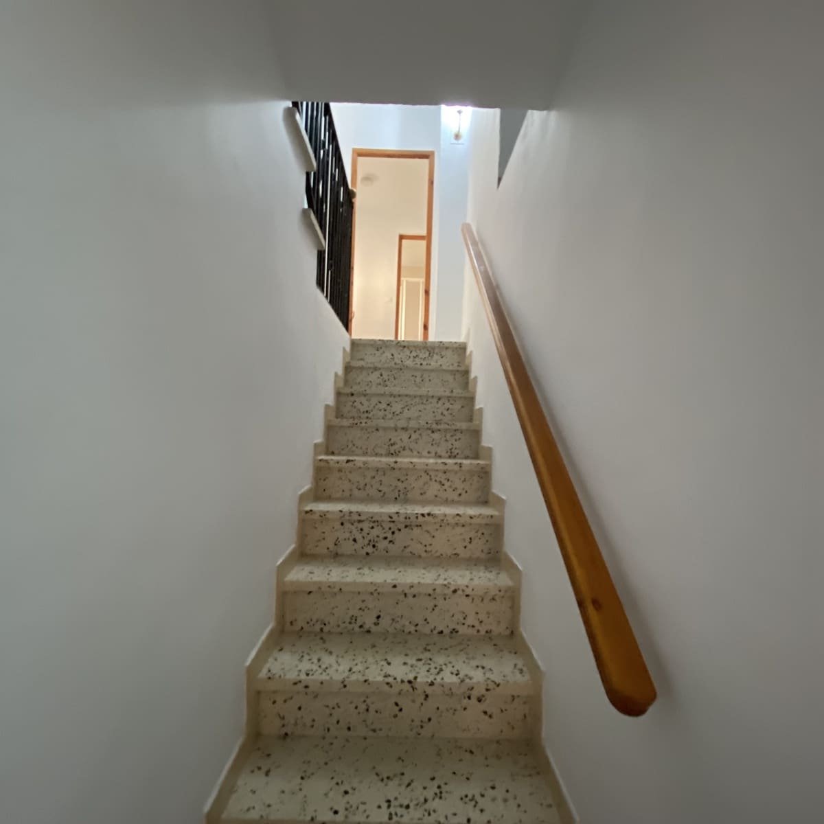 3 bedroom Townhouse for sale in Villanueva de Algaidas with garage - € 72,750 (Ref: 9674843)