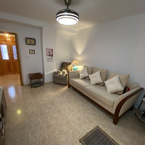 3 bedroom Townhouse for sale in Villanueva de Algaidas with garage - € 72,750 (Ref: 9674843)