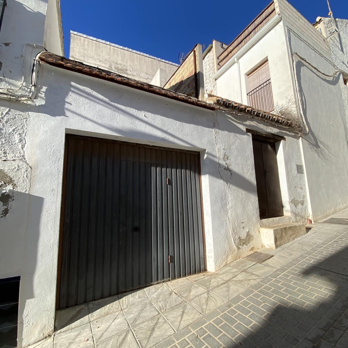 3 bedroom Townhouse for sale in Villanueva de Algaidas with garage - € 72,750 (Ref: 9674843)