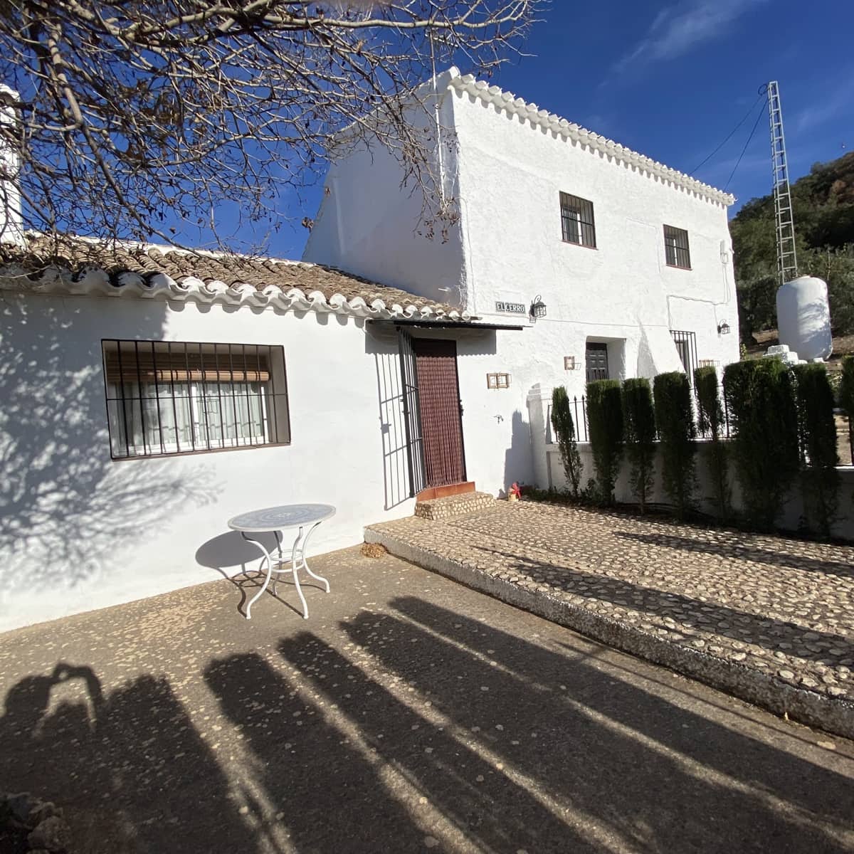 Finca/Casa Rural de 2 habitaciones en Villanueva del Trabuco en venta con piscina garaje - 349.000 € (Ref: 9674844)
