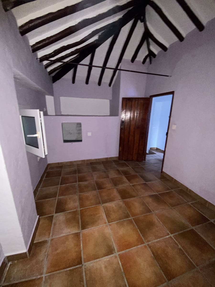 3 bedroom Finca/Country House for sale in La Calera (Villanueva Del Trabuco) with garage - € 123,995 (Ref: 9674845)