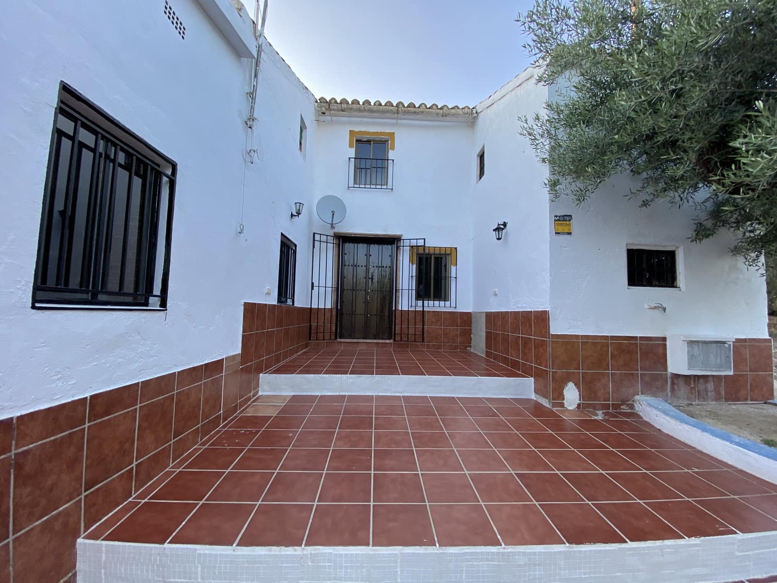 3 bedroom Finca/Country House for sale in La Calera (Villanueva Del Trabuco) with garage - € 123,995 (Ref: 9674845)