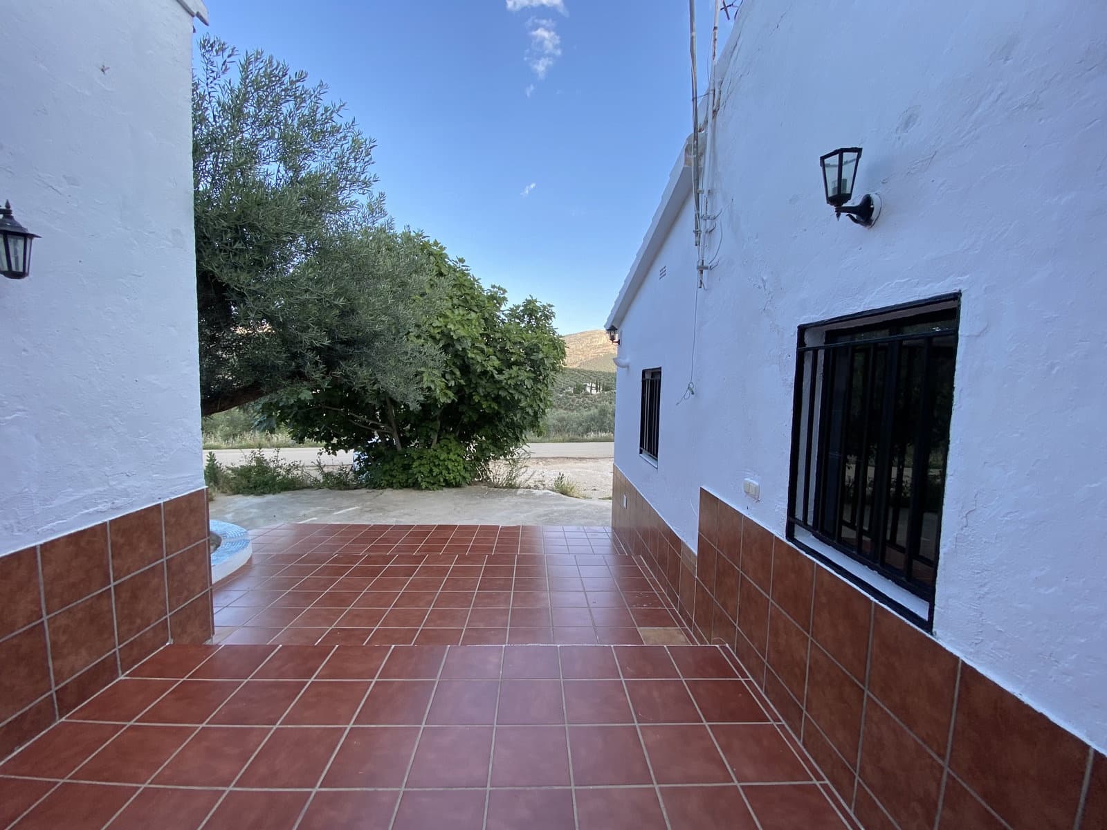 3 bedroom Finca/Country House for sale in La Calera (Villanueva Del Trabuco) with garage - € 123,995 (Ref: 9674845)