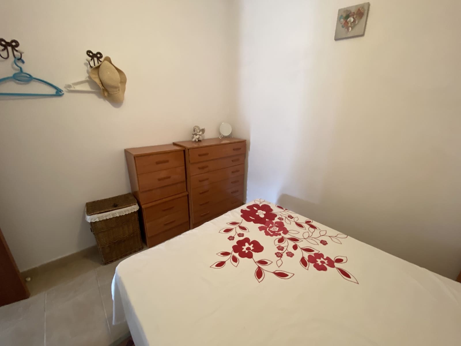 2 makuuhuone Omakotitalo myytävänä paikassa Villanueva del Trabuco mukana 
autotalli - 84 500 € (Ref: 9674848)