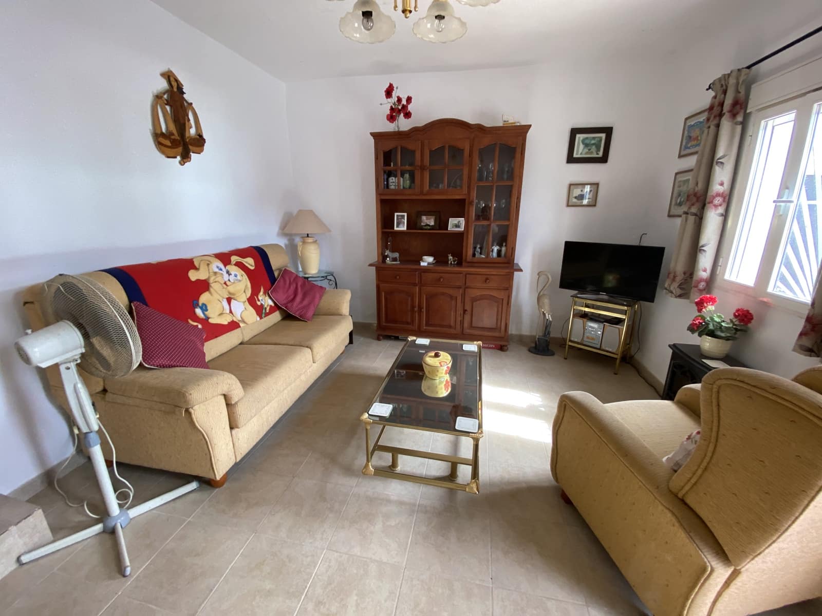 2 makuuhuone Omakotitalo myytävänä paikassa Villanueva del Trabuco mukana 
autotalli - 84 500 € (Ref: 9674848)