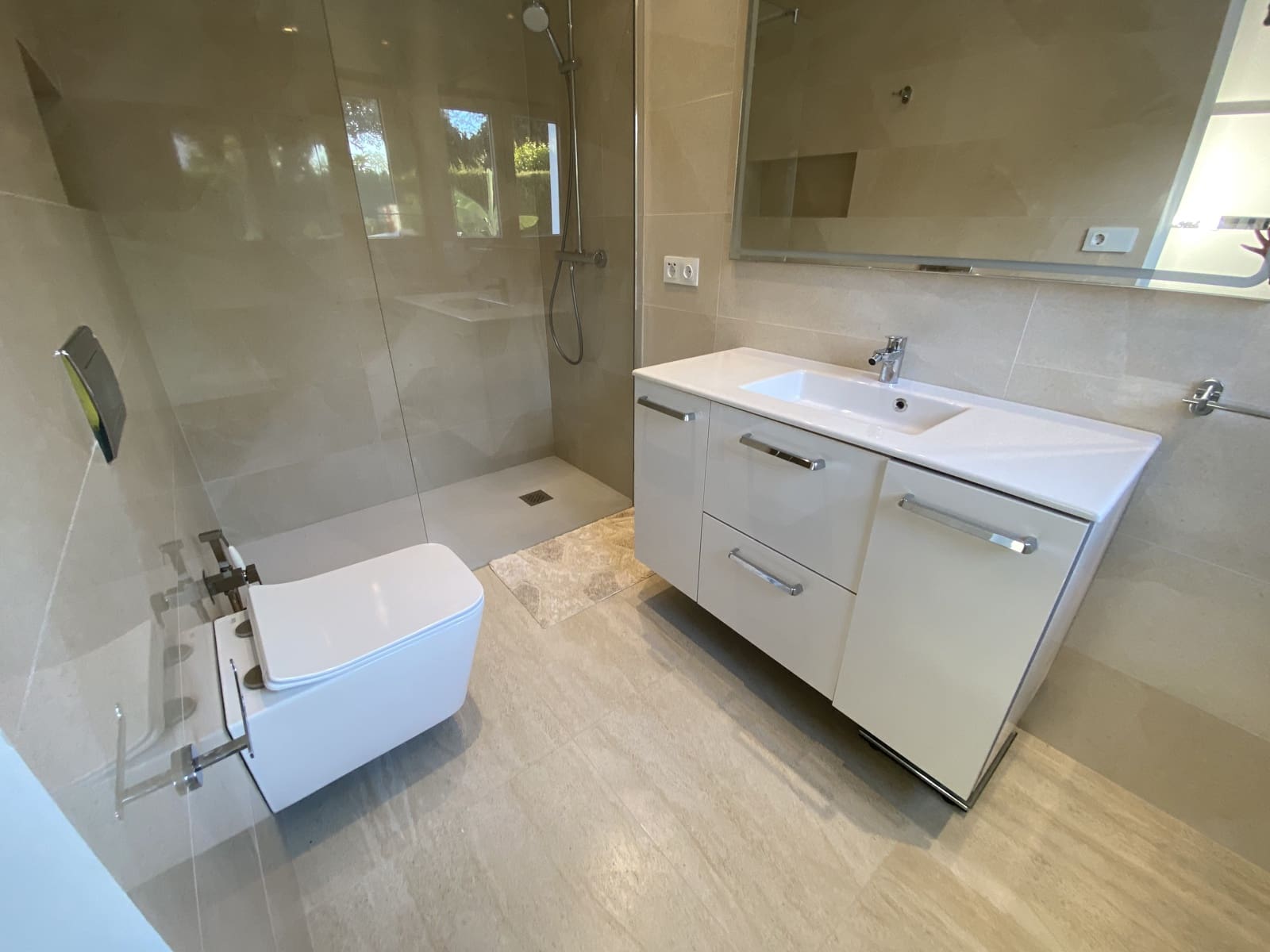 3 sypialnia Willa na sprzedaż w Marbella z basenem garażem - 999 950 € (Ref: 9674851)