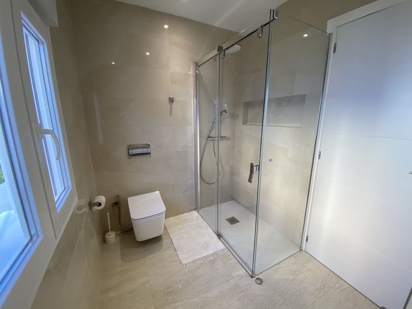 3 sypialnia Willa na sprzedaż w Marbella z basenem garażem - 999 950 € (Ref: 9674851)