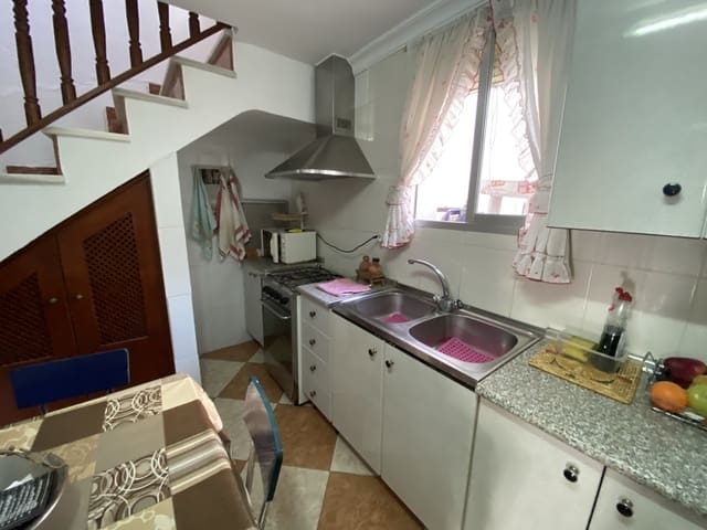 3 bedroom Townhouse for sale in Villanueva del Trabuco with garage - € 94,750 (Ref: 9674852)