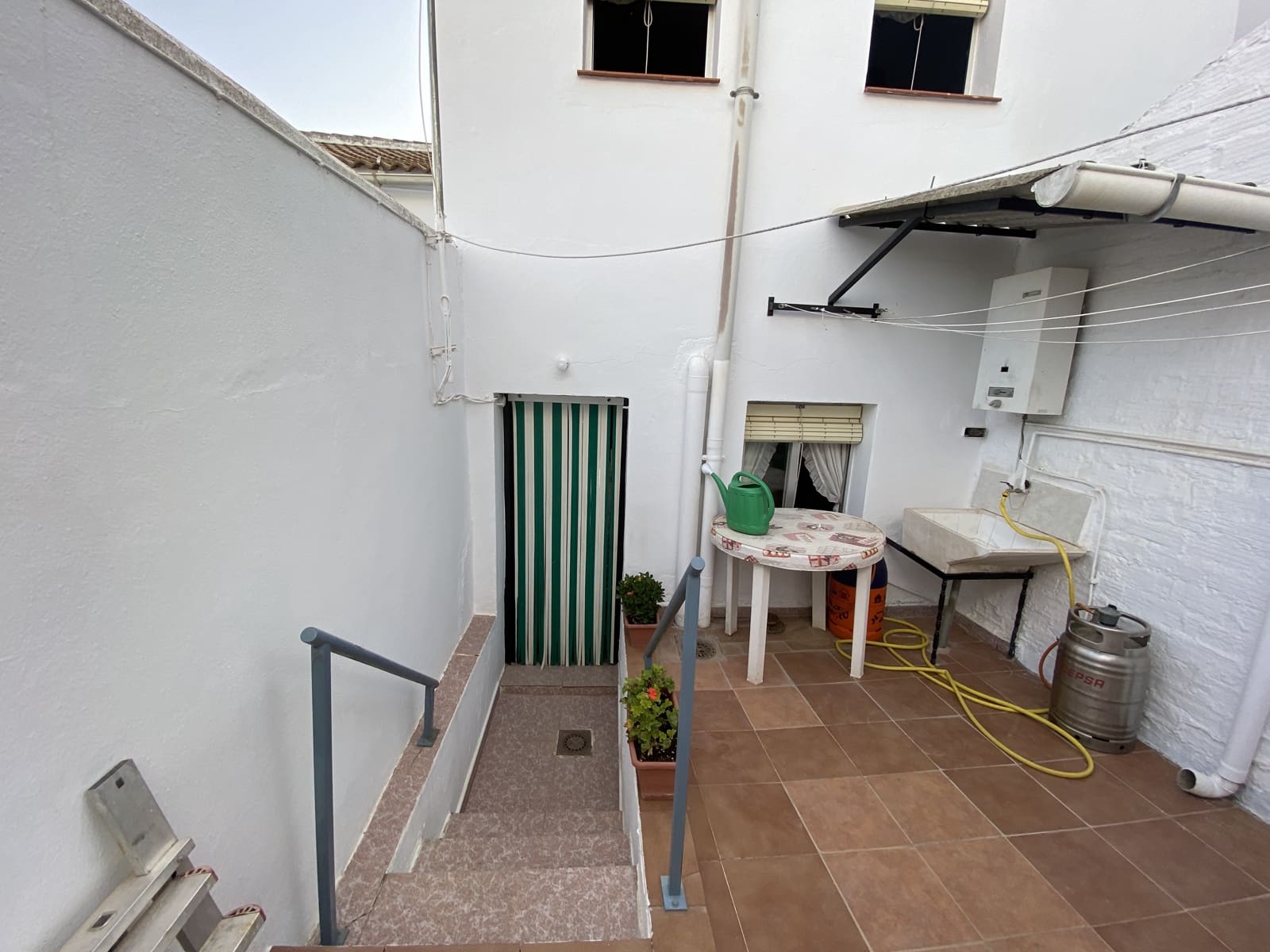 3 makuuhuone Omakotitalo myytävänä paikassa Villanueva del Trabuco mukana 
autotalli - 94 750 € (Ref: 9674852)