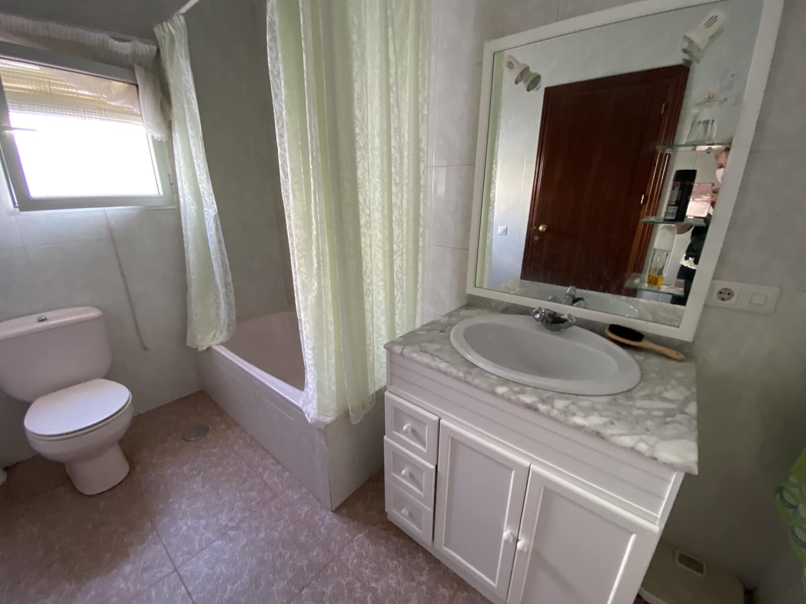 3 makuuhuone Omakotitalo myytävänä paikassa Villanueva del Trabuco mukana 
autotalli - 94 750 € (Ref: 9674852)