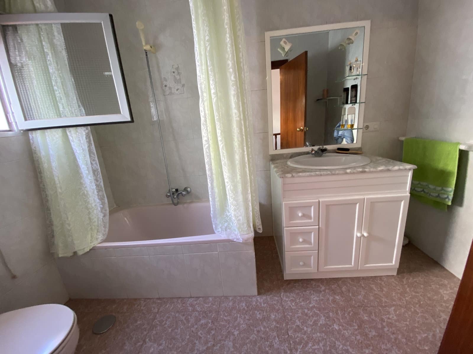 3 soveværelse Byhus til salg i Villanueva del Trabuco med garage - € 74.995 (Ref: 9674852)