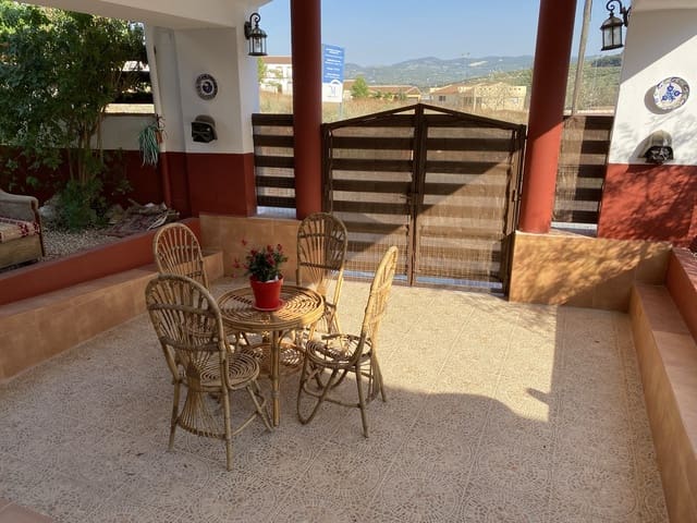 3 soveværelse Villa til salg i Villanueva de Algaidas med garage - € 189.995 (Ref: 9674853)