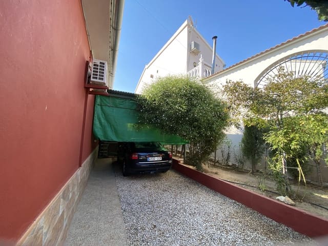 3 soveværelse Villa til salg i Villanueva de Algaidas med garage - € 189.995 (Ref: 9674853)