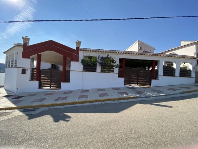 3 soveværelse Villa til salg i Villanueva de Algaidas med garage - € 189.995 (Ref: 9674853)