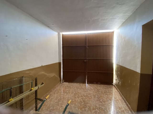 4 soveværelse Finca/Landehus til salg i Villanueva de Algaidas med garage - € 89.995 (Ref: 9674854)