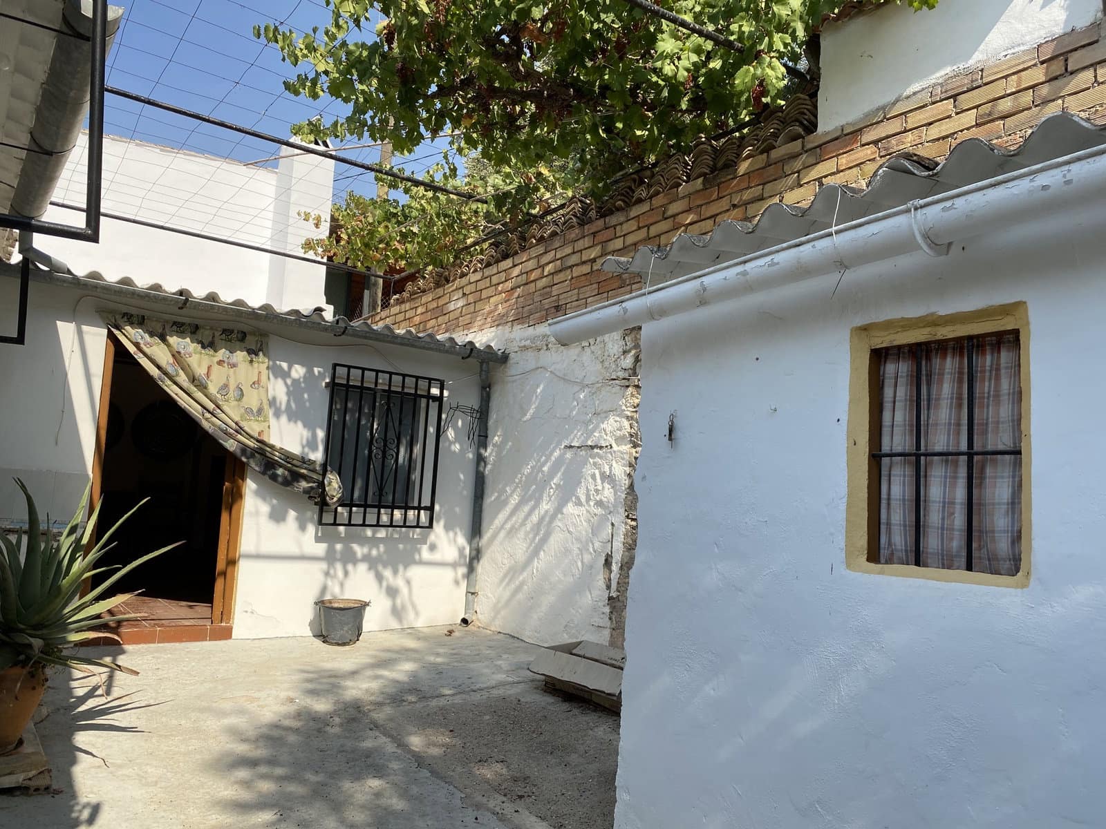 4 sypialnia Finka/Dom wiejski na sprzedaż w Villanueva de Algaidas z garażem - 89 995 € (Ref: 9674854)