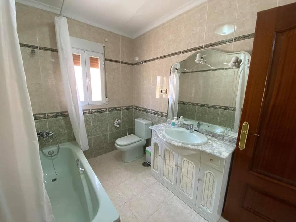 3 quarto Quinta/Casa Rural para venda em Villanueva de Tapia com piscina garagem - 184 750 € (Ref: 9674855)