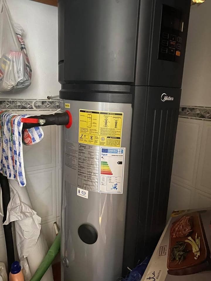 3 quarto Quinta/Casa Rural para venda em Villanueva de Tapia com piscina garagem - 184 750 € (Ref: 9674855)