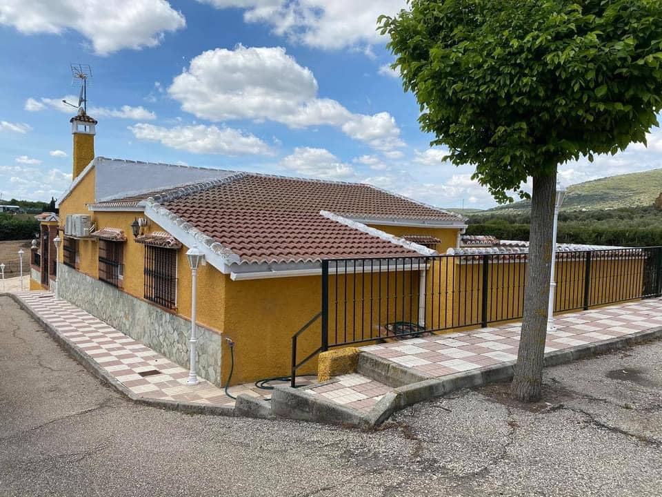 3 quarto Quinta/Casa Rural para venda em Villanueva de Tapia com piscina garagem - 184 750 € (Ref: 9674855)