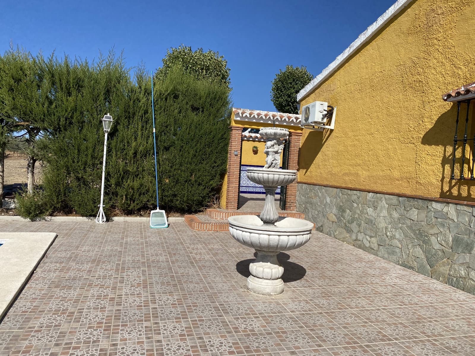 Finca/Casa Rural de 3 habitaciones en Villanueva de Tapia en venta con piscina garaje - 184.750 € (Ref: 9674855)
