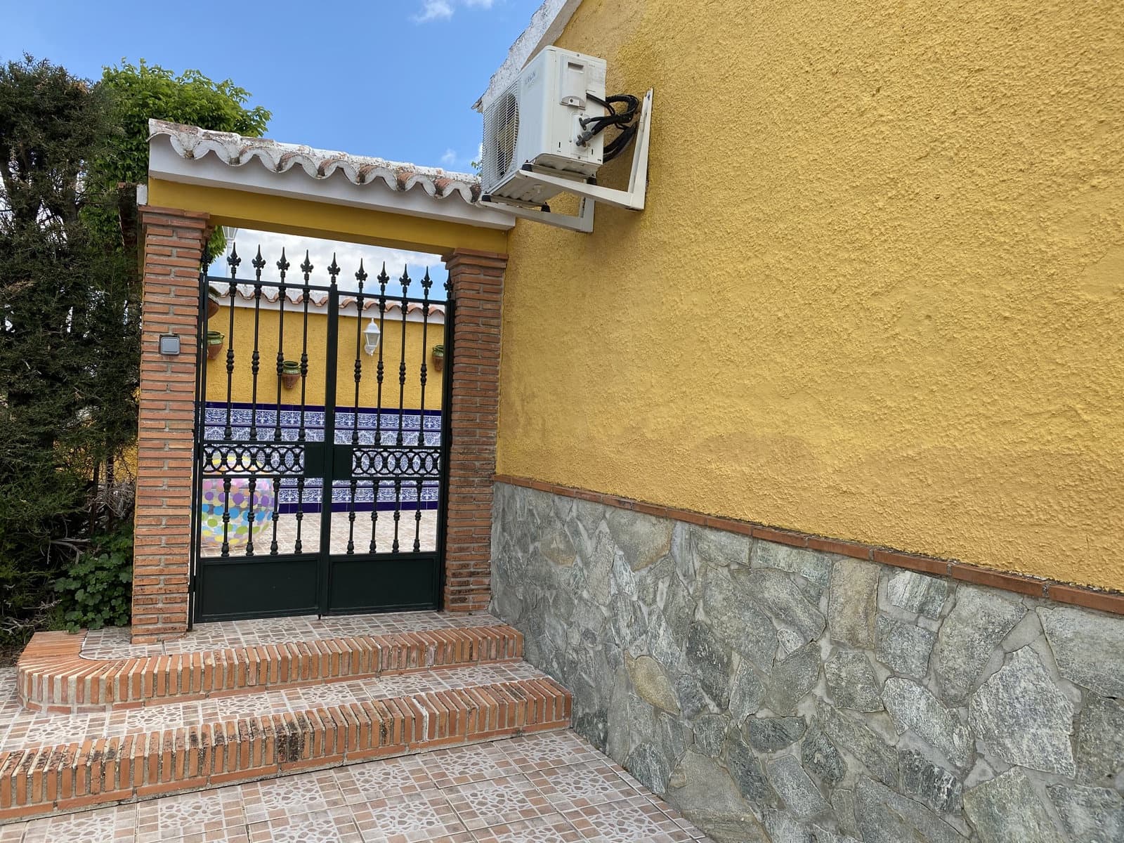 Finca/Casa Rural de 3 habitaciones en Villanueva de Tapia en venta con piscina garaje - 184.750 € (Ref: 9674855)