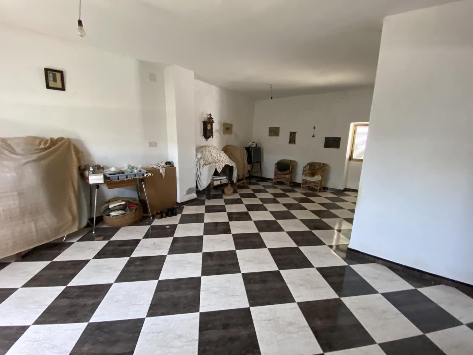 6 bedroom Finca/Country House for sale in Villanueva del Rosario with garage - € 299,000 (Ref: 9674856)