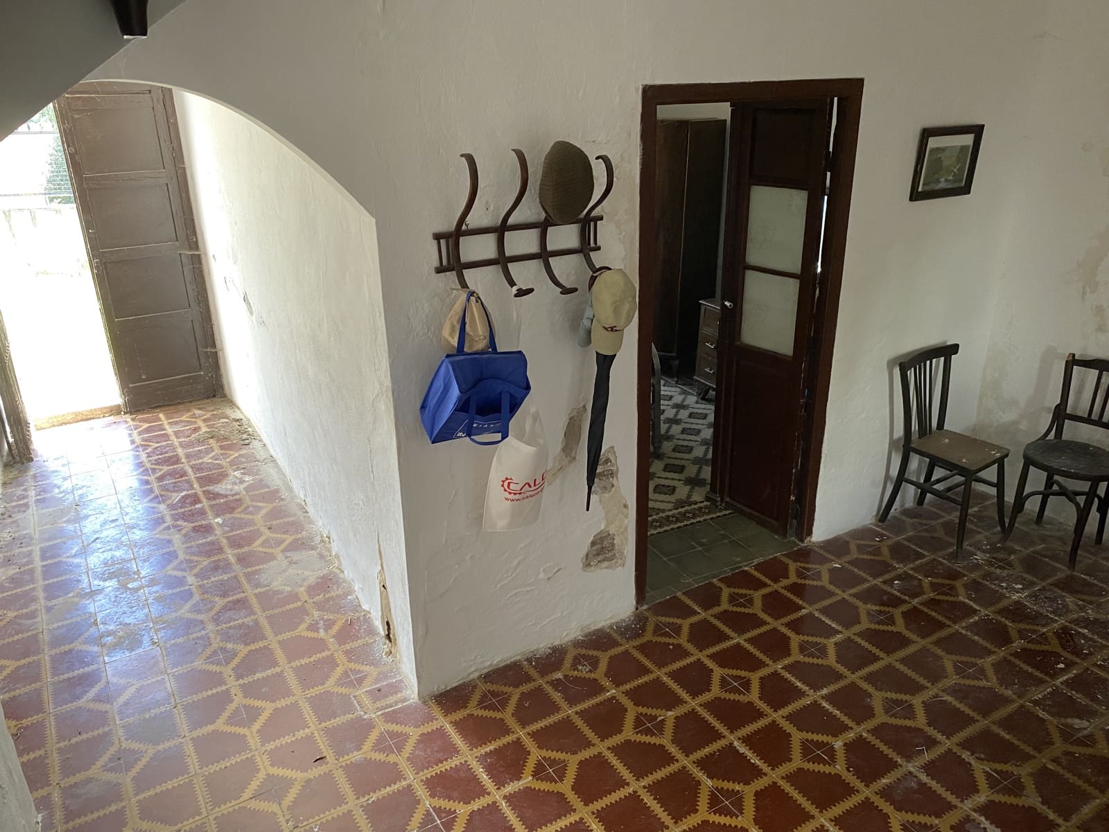 6 bedroom Finca/Country House for sale in Villanueva del Rosario with garage - € 299,000 (Ref: 9674856)