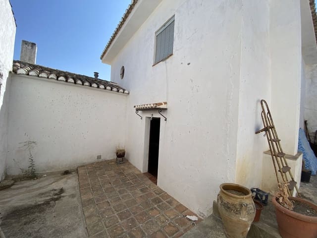 6 slaapkamer Finca/Landhuis te koop in Villanueva del Rosario met garage - € 299.000 (Ref: 9674856)