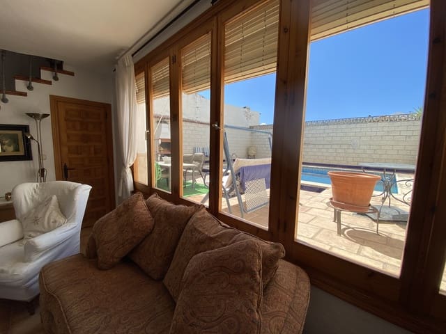 3 chambre Maison de Ville à vendre à Villanueva de Tapia avec piscine garage - 185 000 € (Ref: 9674858)