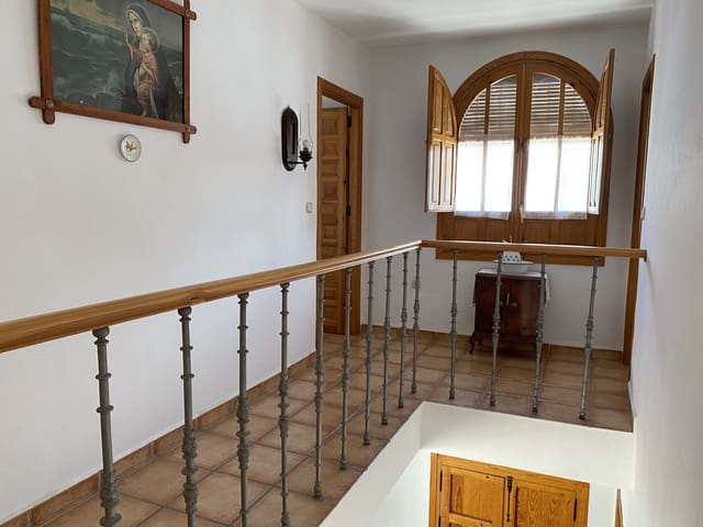 3 chambre Maison de Ville à vendre à Villanueva de Tapia avec piscine garage - 185 000 € (Ref: 9674858)